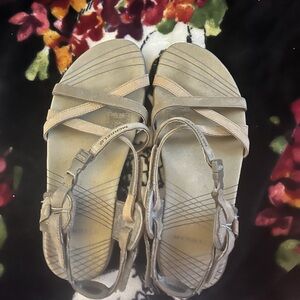 Merrell Women's Sandals - Beige and Gray
